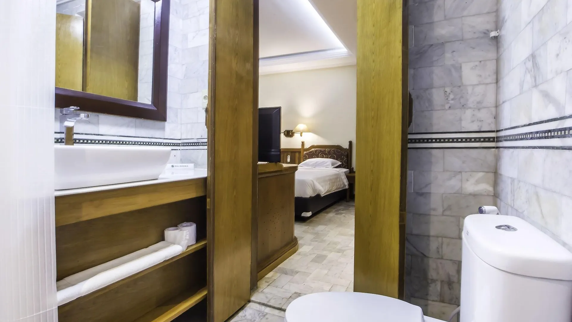 Bali Bungalo Hotel Kuta